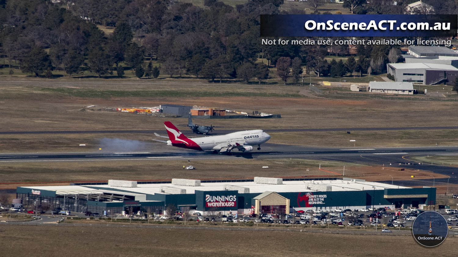 20200717 1300 qantas fly over image 4