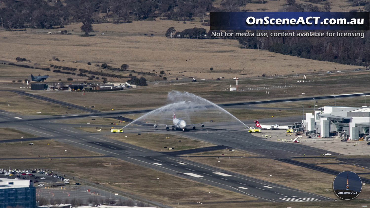 20200717 1300 qantas fly over image 5