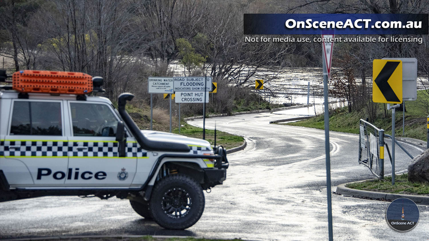 Kayaker missing in the Murrumbidgee River near Point Hut crossing