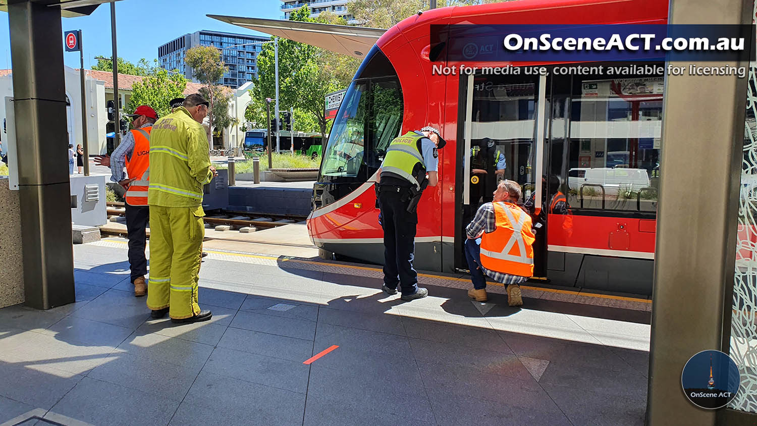 20201117 1400 tram crash image 9