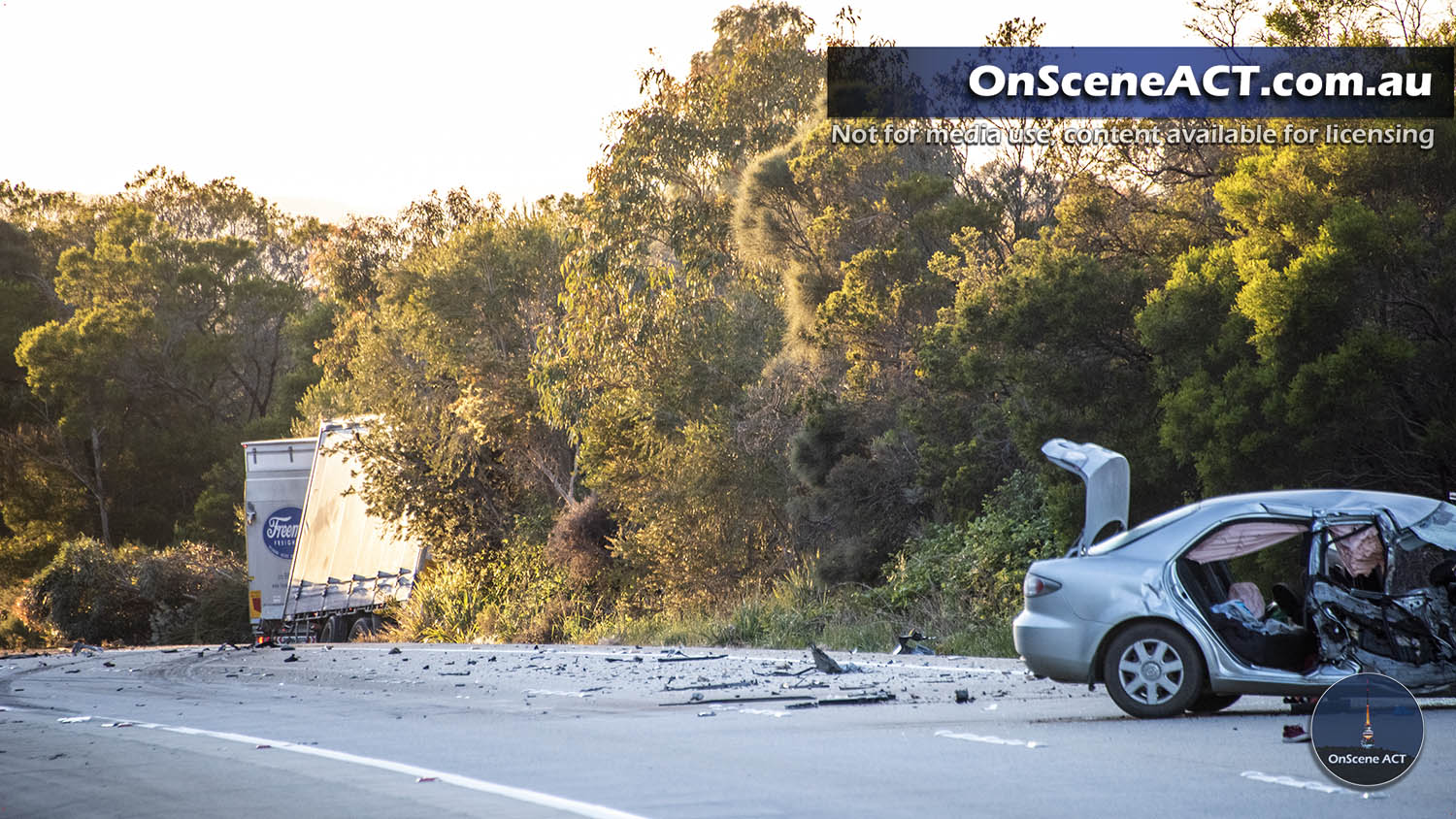 Two men die following headon crash on the Hume Highway