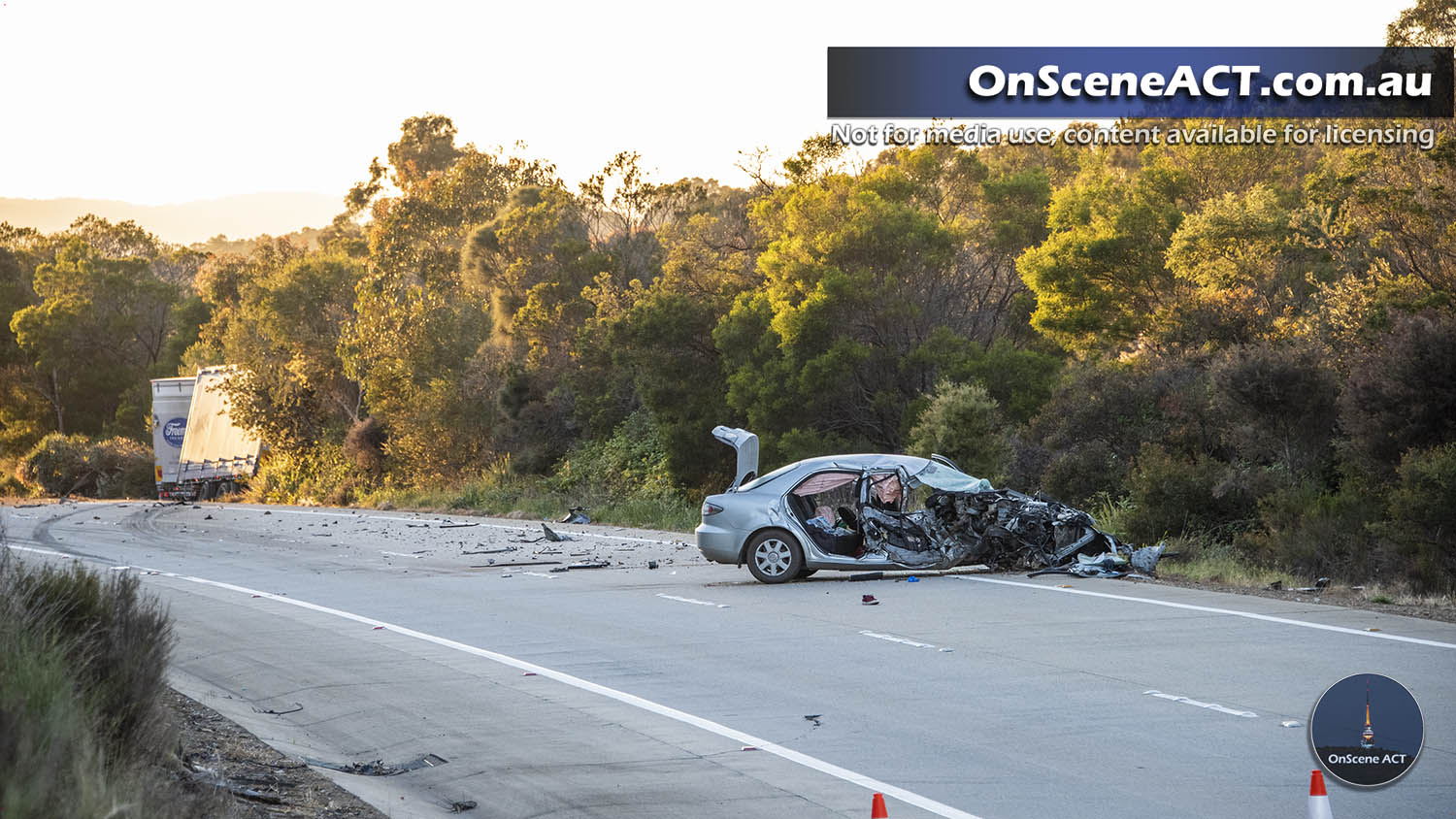 Two men die following headon crash on the Hume Highway