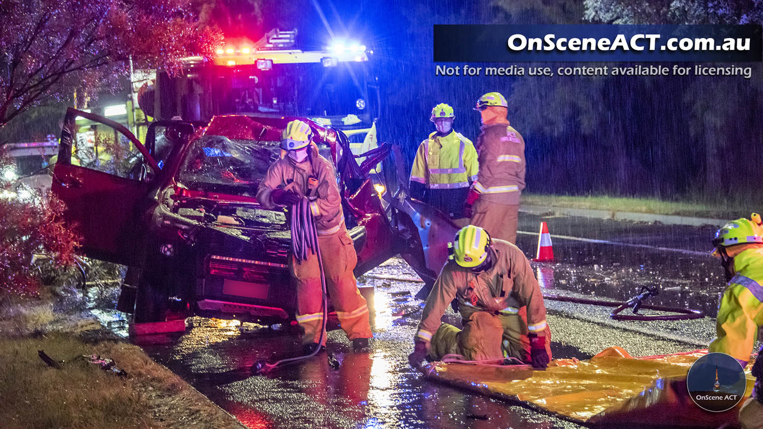 20211104 2100 belconnen crash image 3