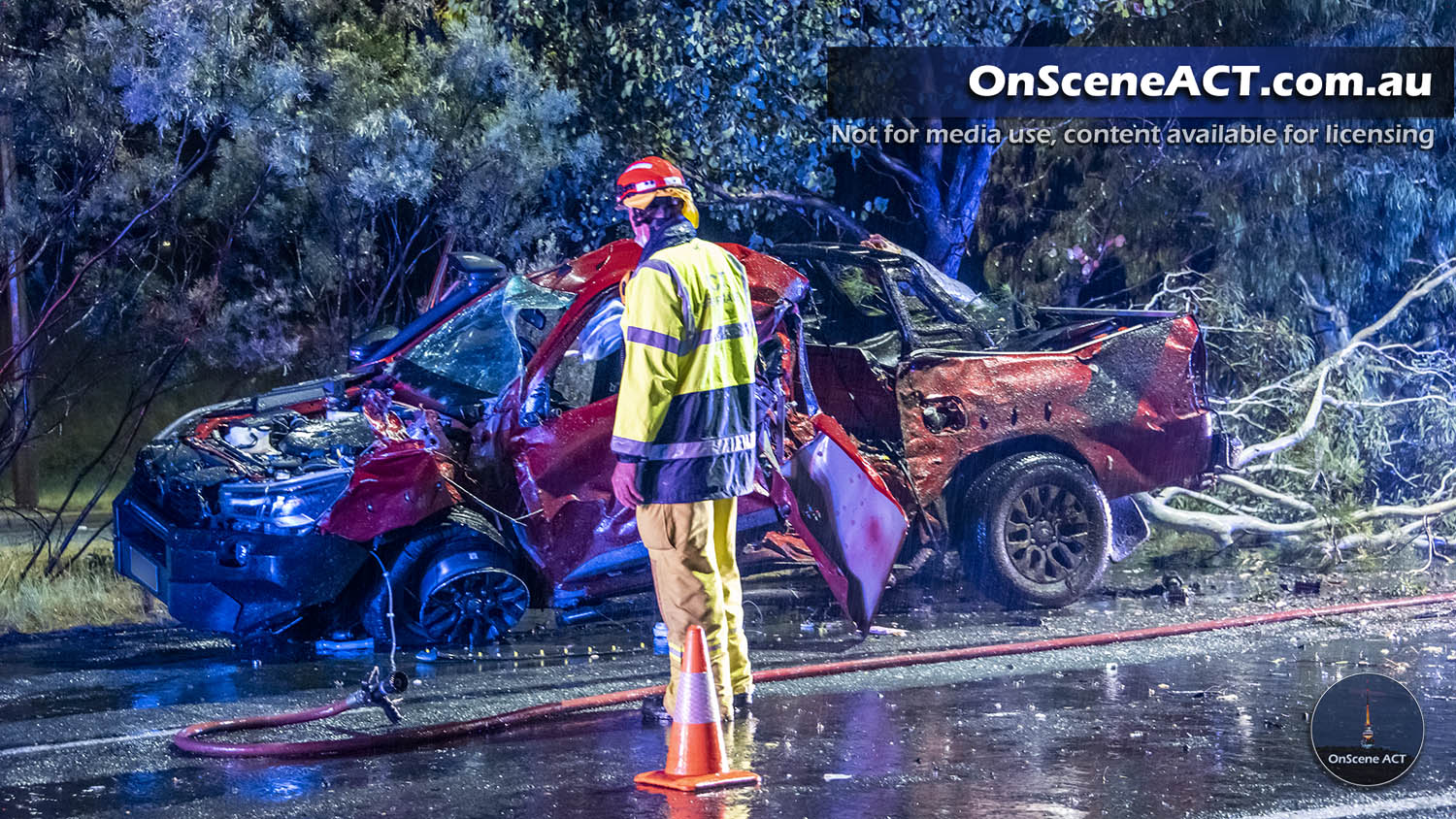 20211104 2100 belconnen crash image 8