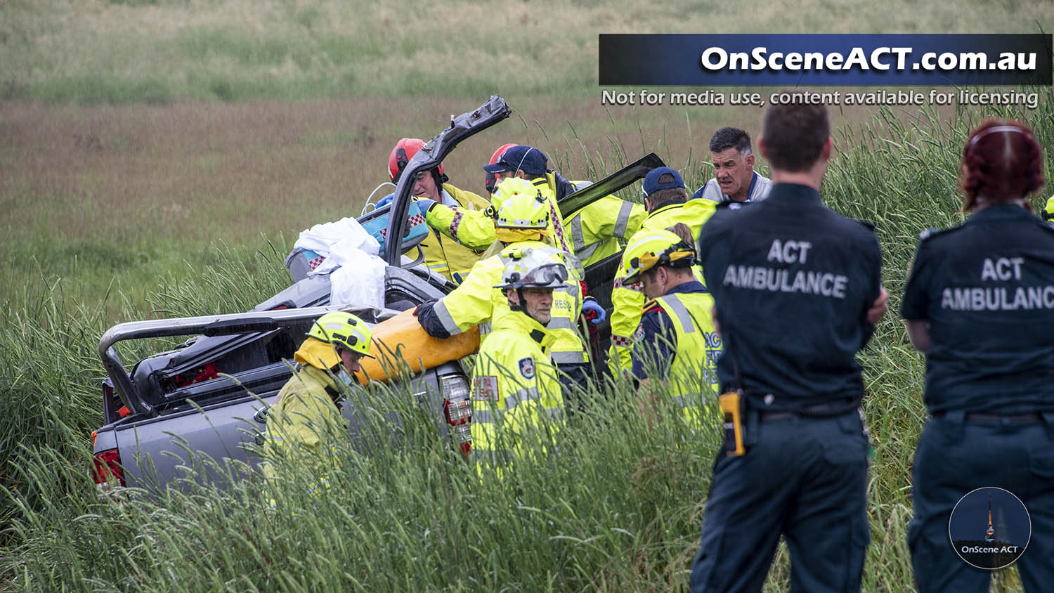 20211125 1600 barton highway crash image 9