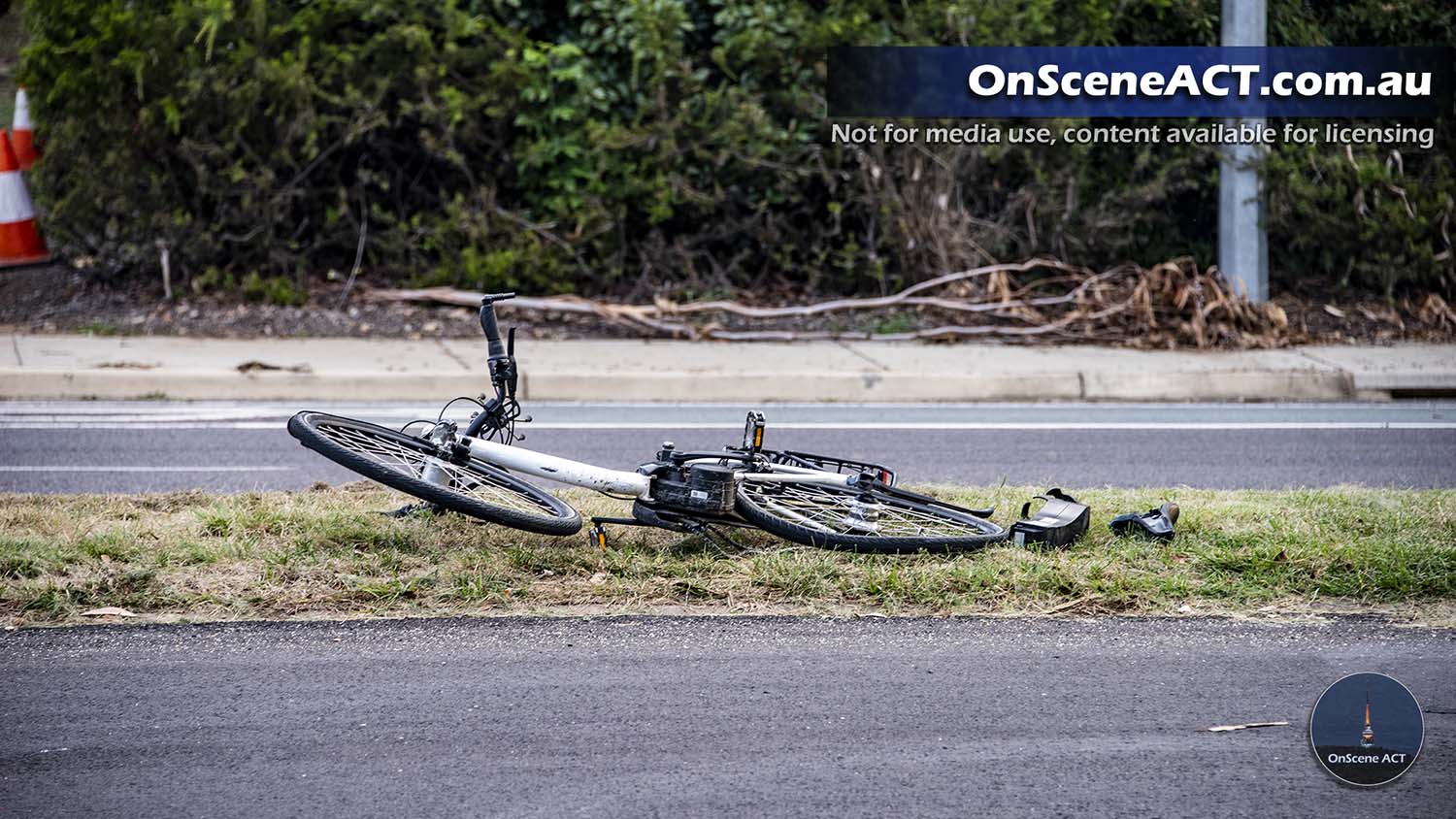 20220318 1800 fyshwick car vs cyclist image 4