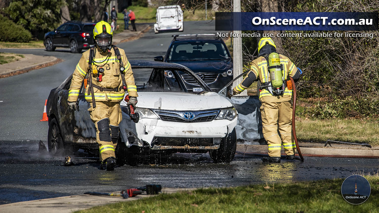 20220727 1300 ainslie car fire image 10