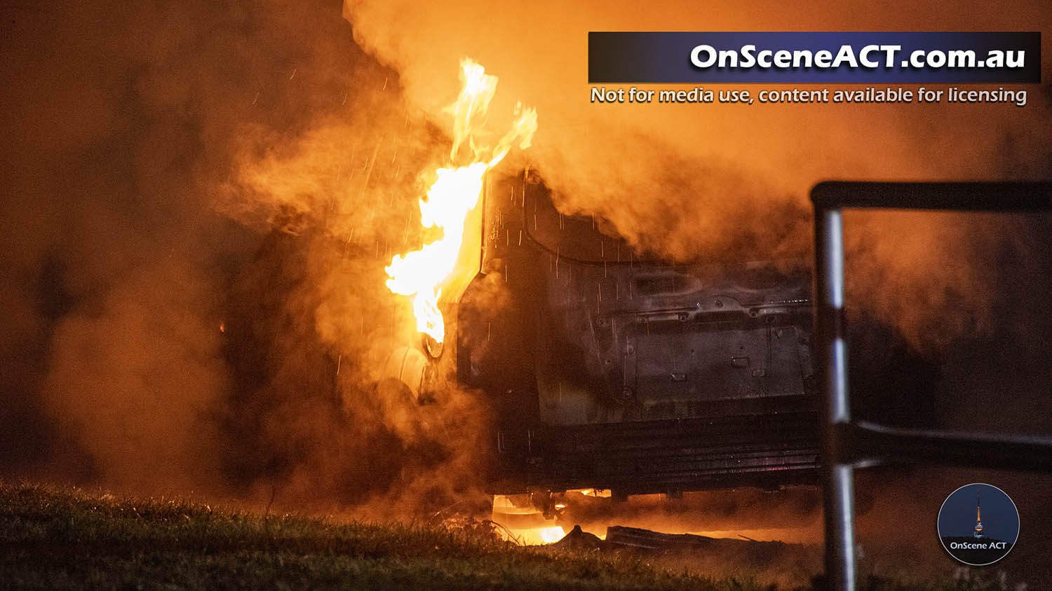 20220731 0130 ainslie car fire image 7