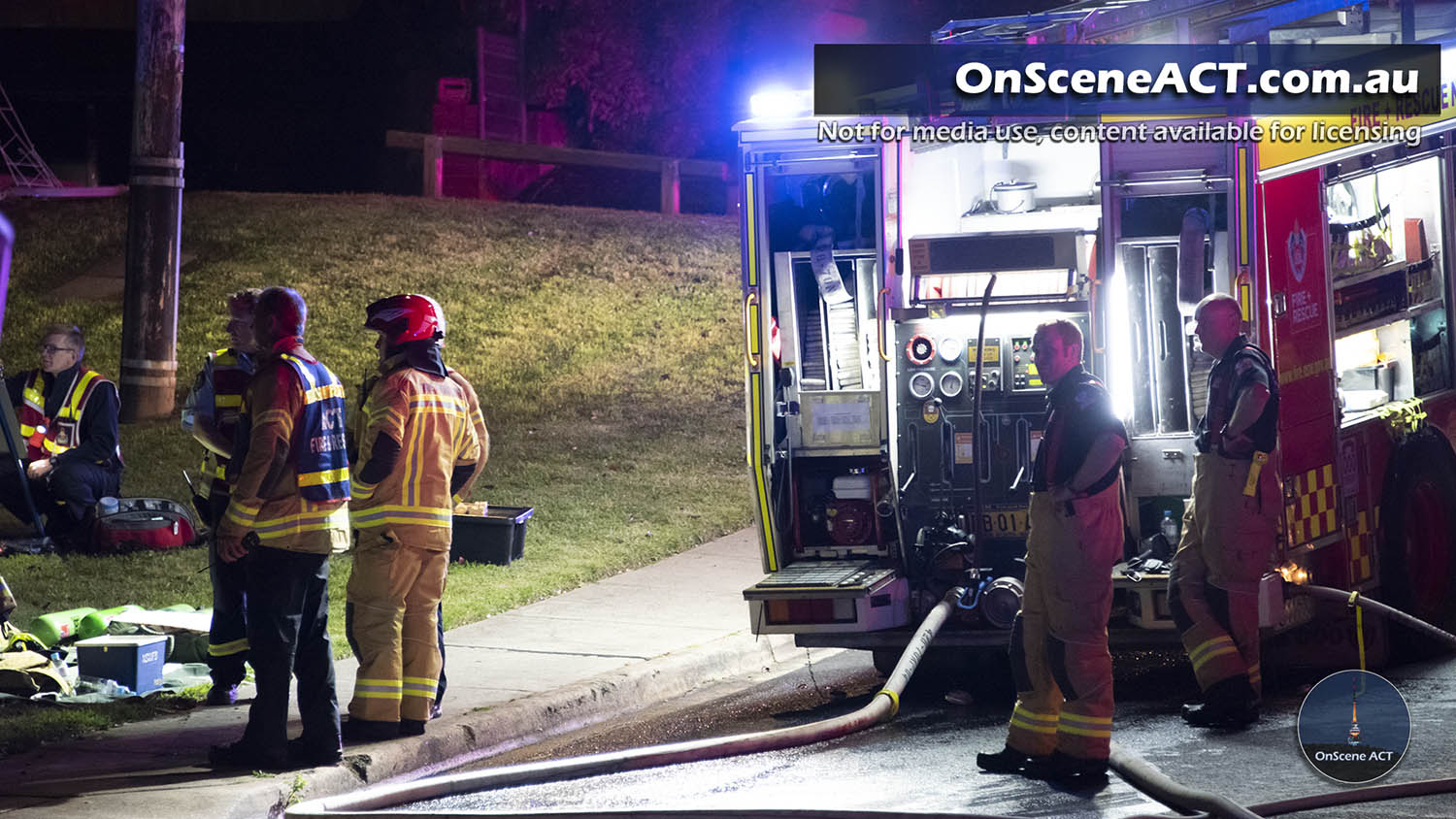 20221027 2100 queanbeyan unit fire image 5