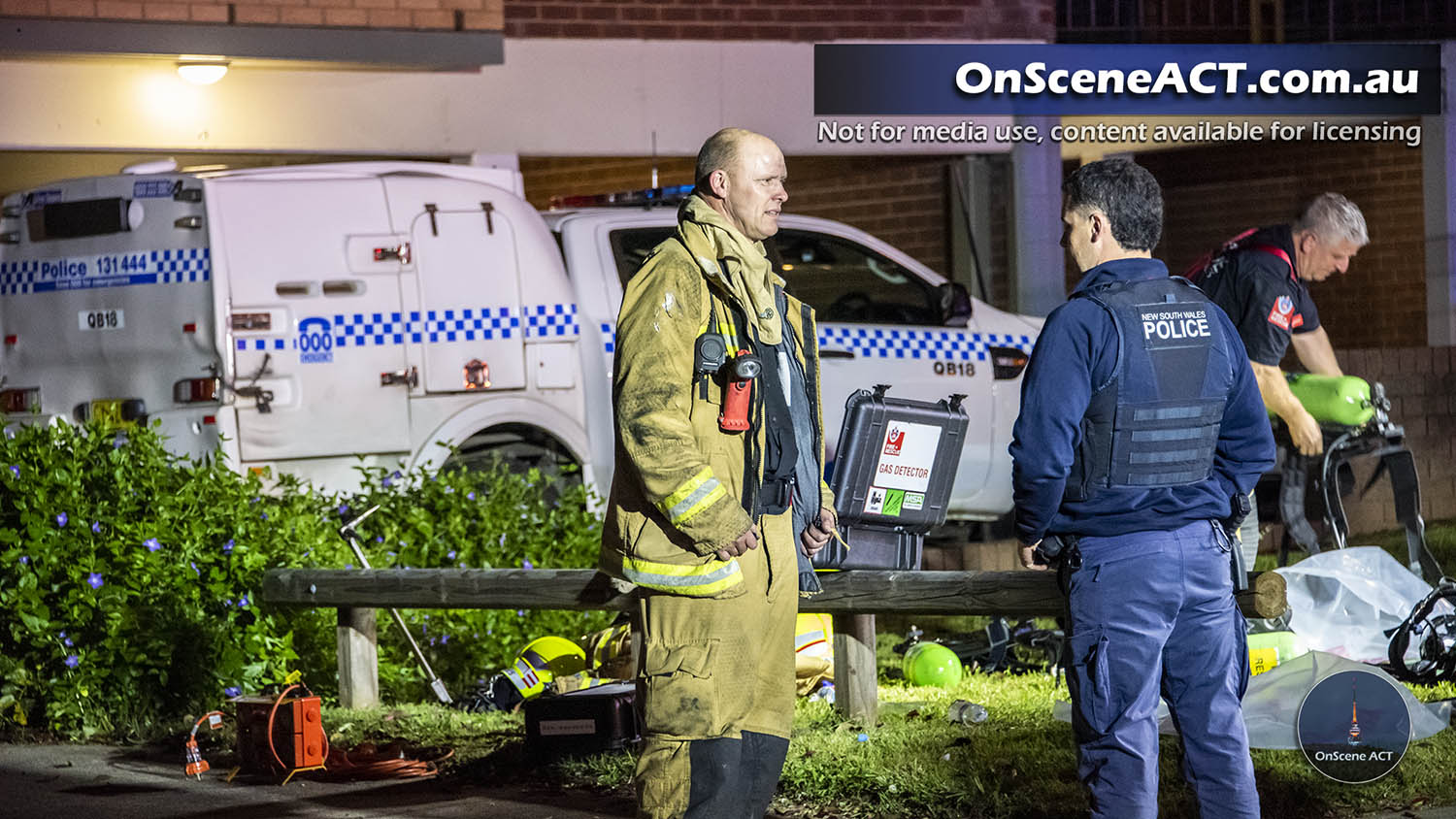 20221027 2100 queanbeyan unit fire image 8